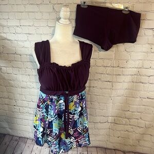 Large Purple and Floral Tankini Set. Boy short. New without tags. 🏷️